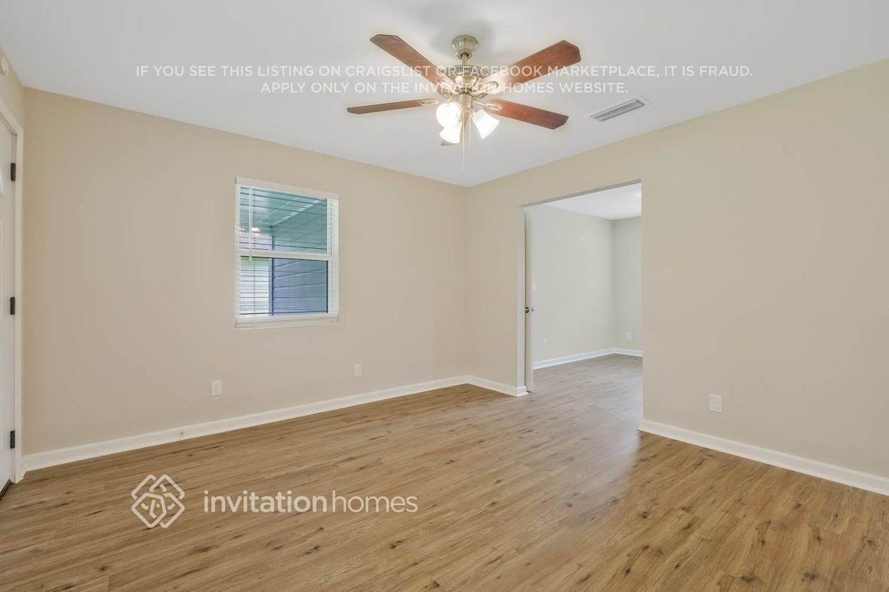 6585 Larne Ave - Photo 5 of 25