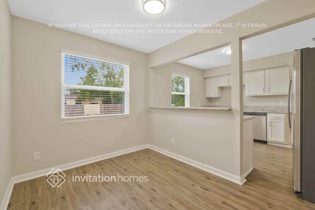 6585 Larne Ave - Photo 7 of 25