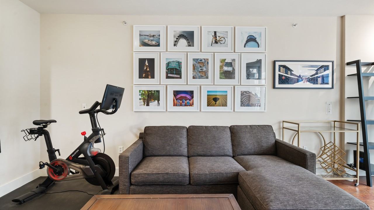 530 K Street #409 - Photo 6 of 23