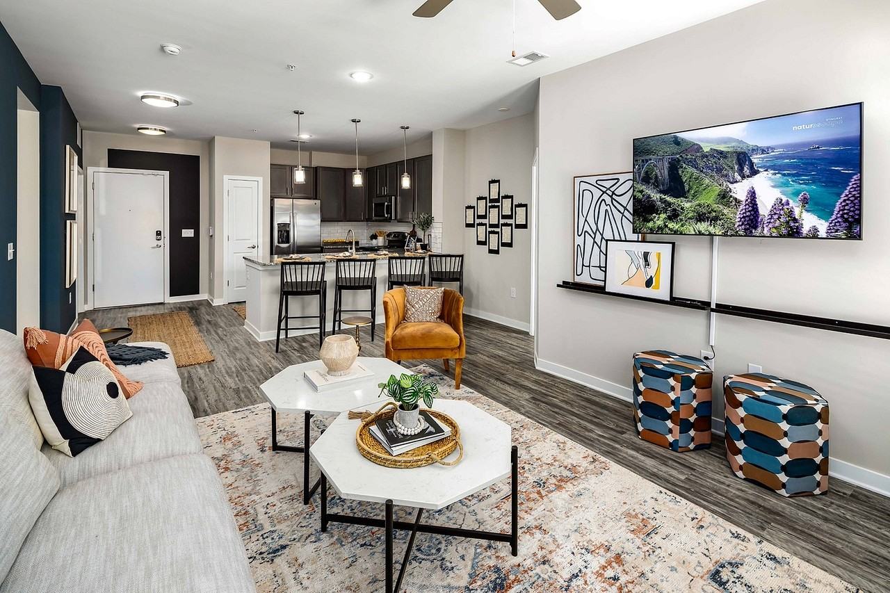 Abberly Liberty Crossing Apartment Homes - Photo 4 of 50