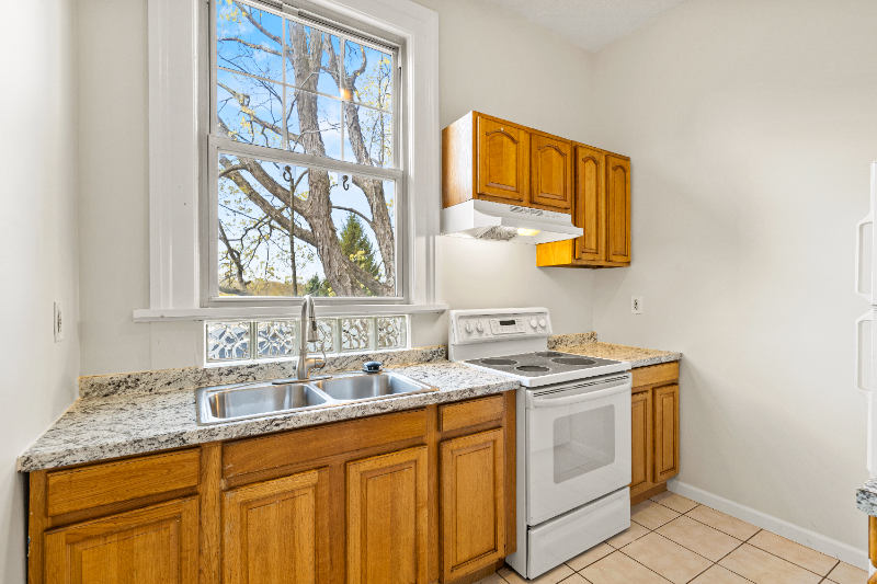 139 Boswell Avenue #2B - Photo 5 of 21