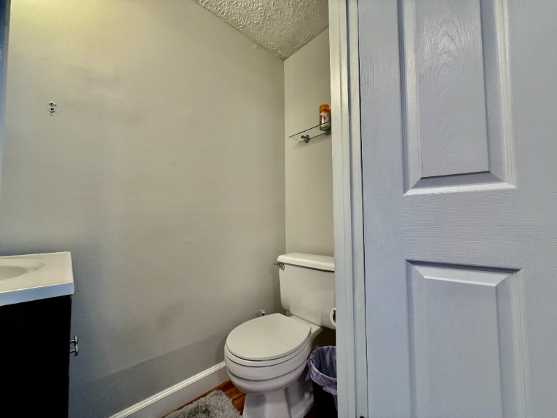 24 Stillwood Cir - Photo 2 of 25