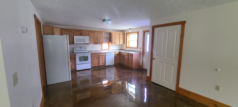 16 Weymouth Rd #B - Photo 3 of 19