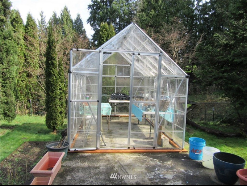 5621 126th St Se ##B - Photo 2 of 25