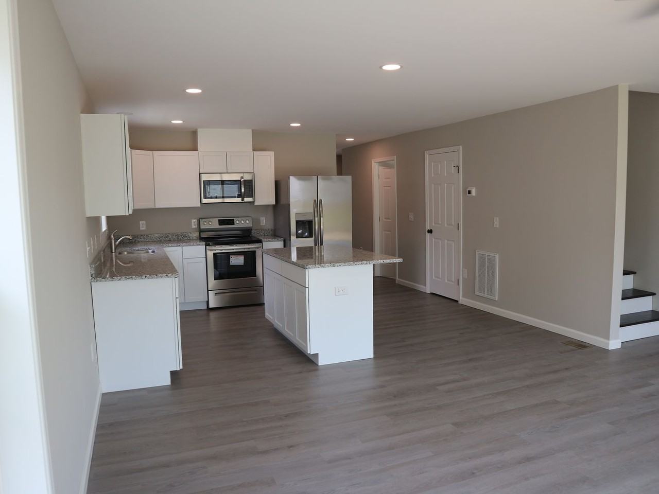 510 N Church Ave - Photo 2 of 25