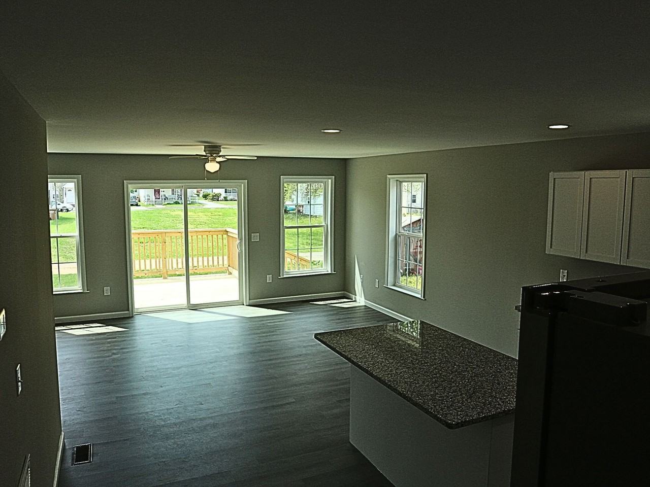 510 N Church Ave - Photo 7 of 25