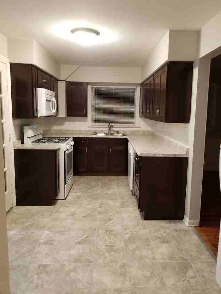 1695 Donwell Dr - Photo 2 of 19