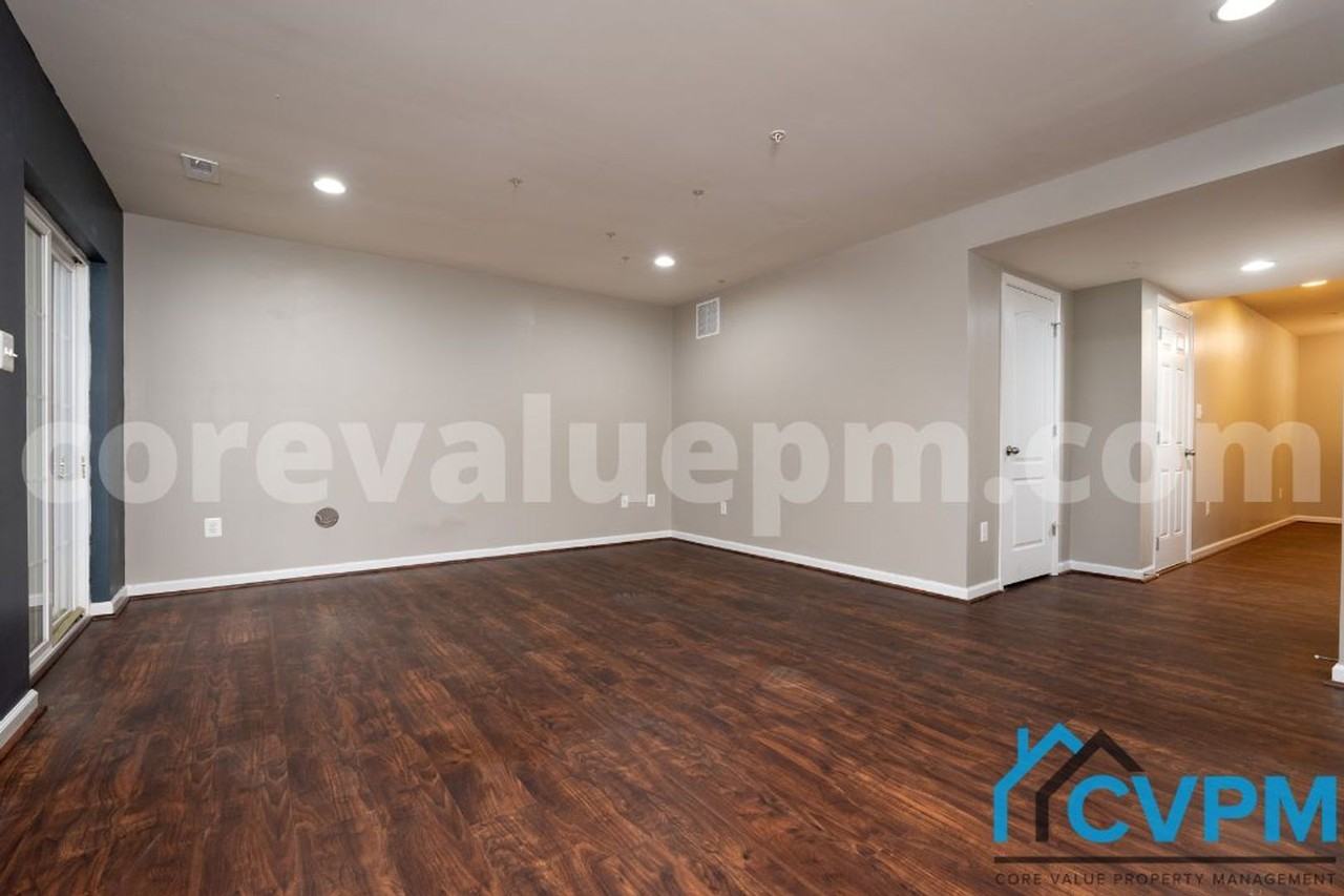 7014 Dannfield Ct - Photo 5 of 28