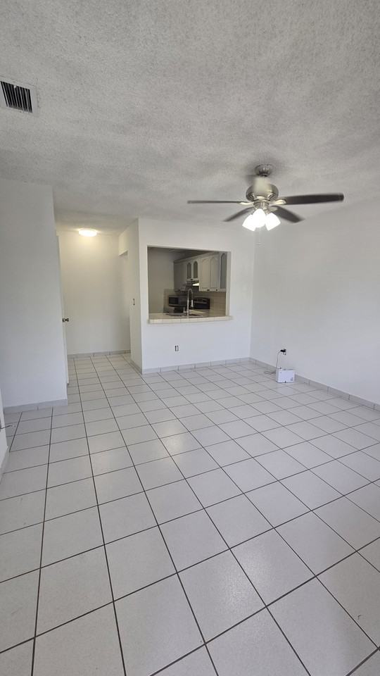 6605 W 26th Dr Apt 24 #NA - Photo 2 of 10