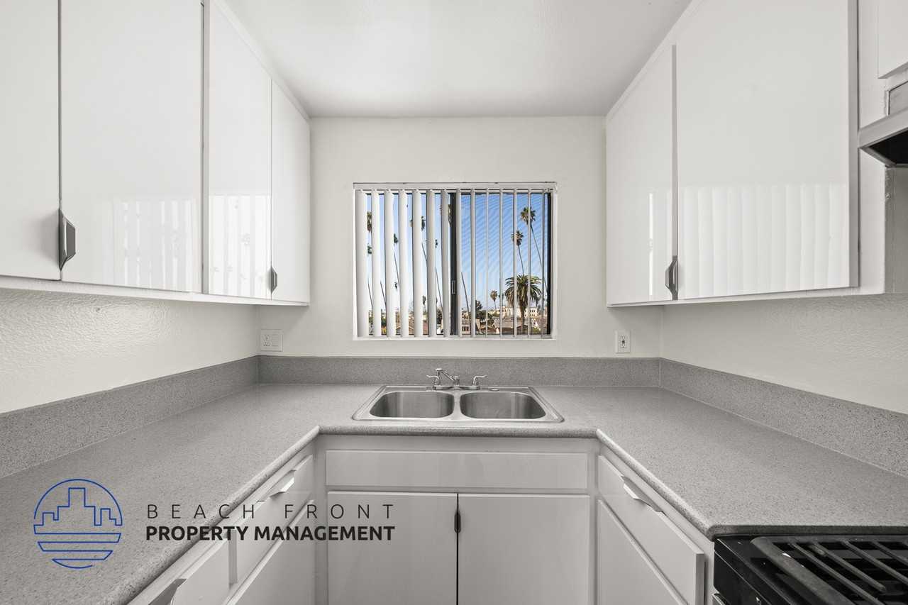 229 S. Normandie Ave. - Photo 3 of 42