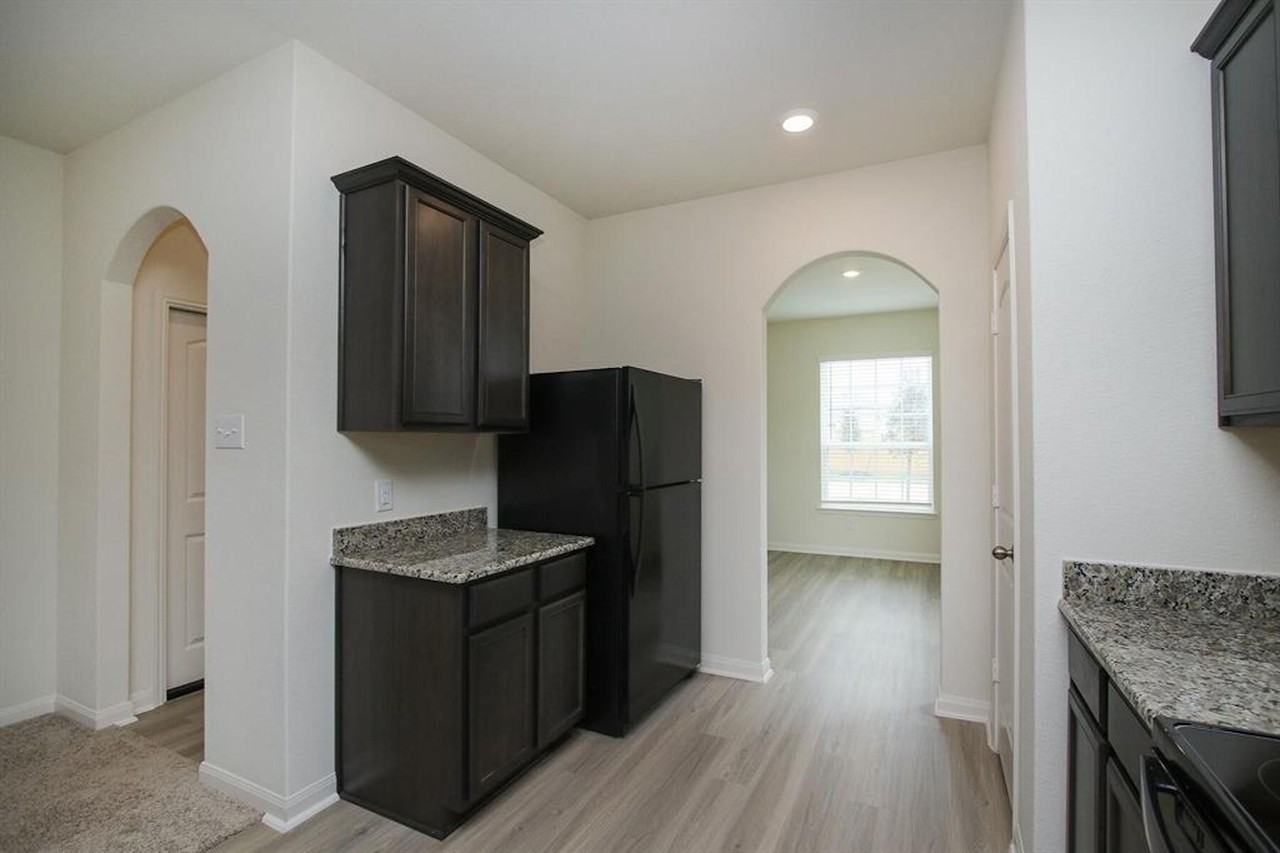 Western Rose Dr - Photo 3 of 11