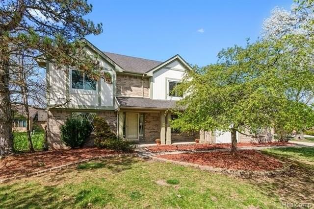 41450 Reindeer Drive - Photo 2 of 34