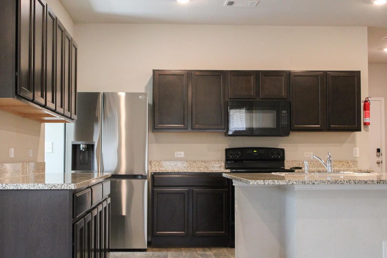 15209 Upland Willow Rd - Photo 6 of 18