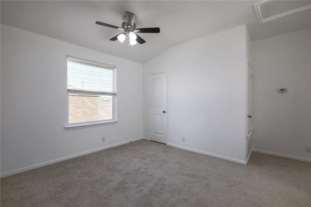 2524 Mcdonald Way - Photo 6 of 17