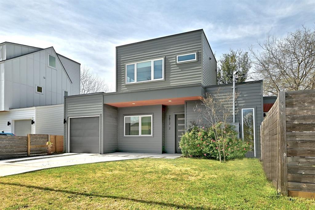 2812 E 4th St - Photo 2 of 26