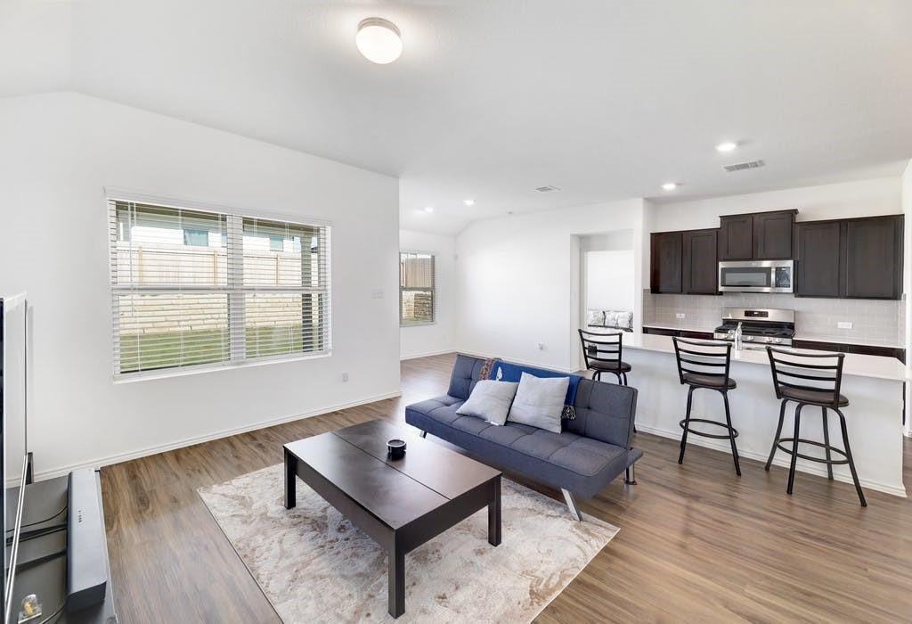 21416 Bird Wing Dr - Photo 6 of 25