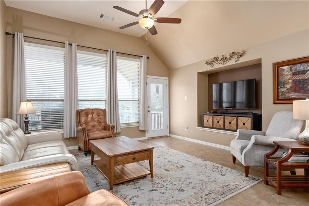 2612 Santa Barbara Loop - Photo 7 of 17