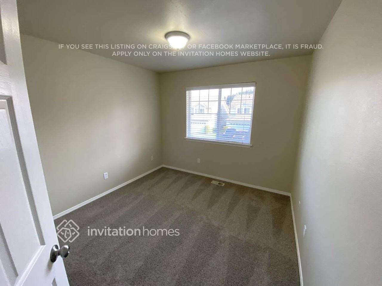 3822 152nd Street Ct E - Photo 4 of 10