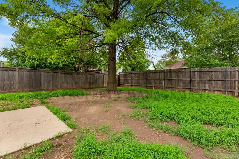 117 S Lark Ln - Photo 3 of 23