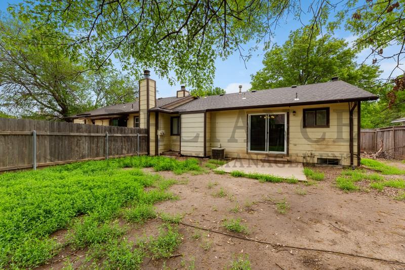 117 S Lark Ln - Photo 4 of 23