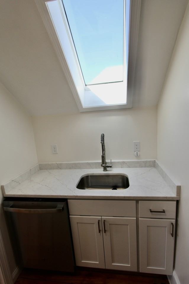 81 Summer Street - Photo 2 of 6