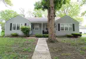 featured image of 4410 S Parkway Dr