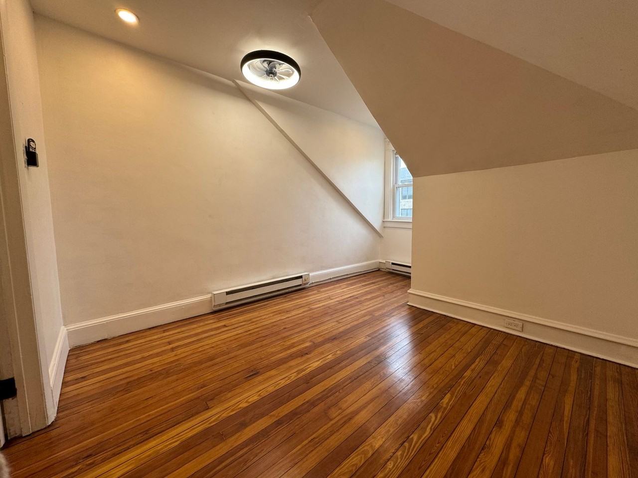 171 Lewis Ave #B - Photo 6 of 20
