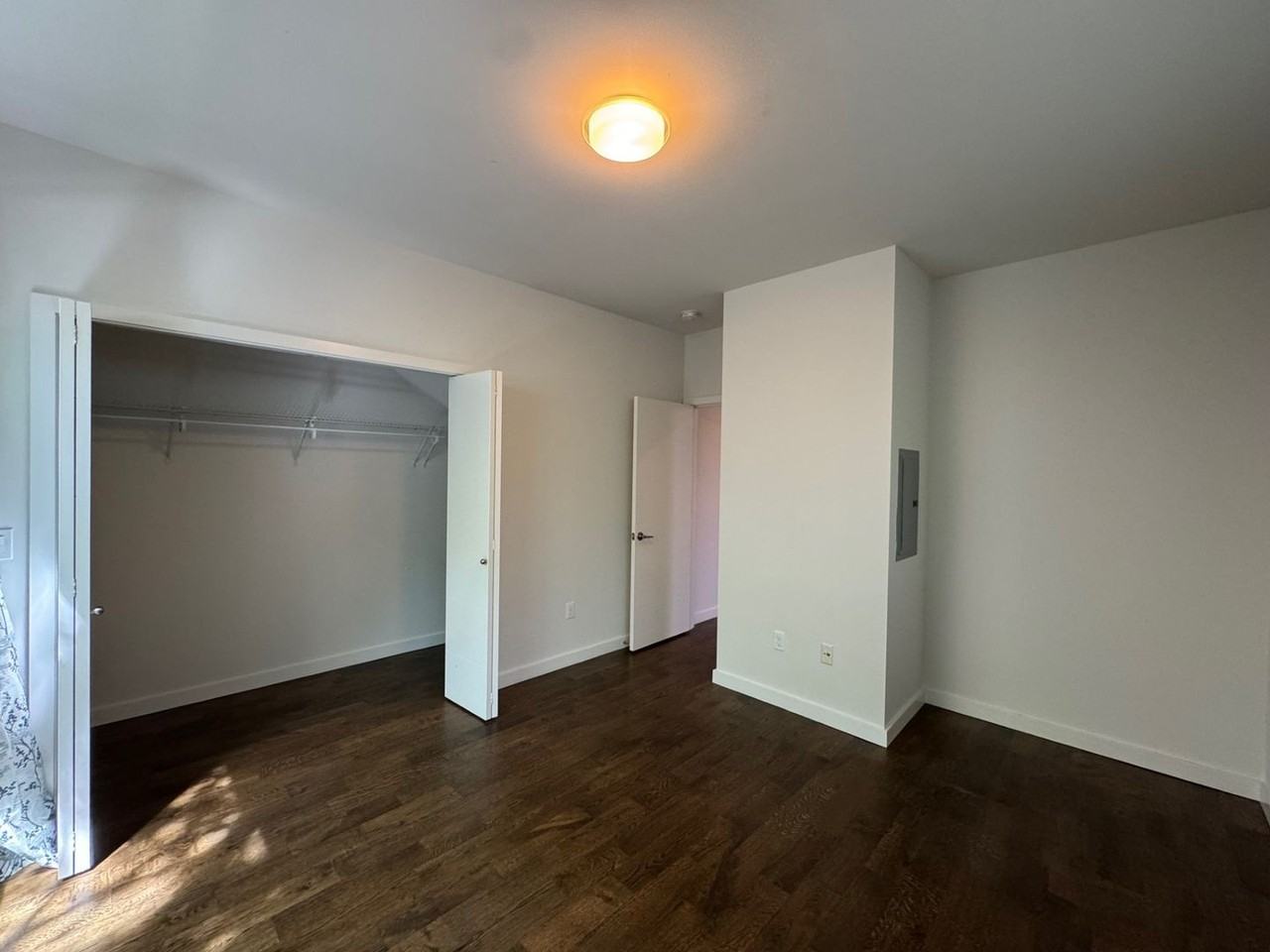 2351 Minor Ave E #B - Photo 7 of 27