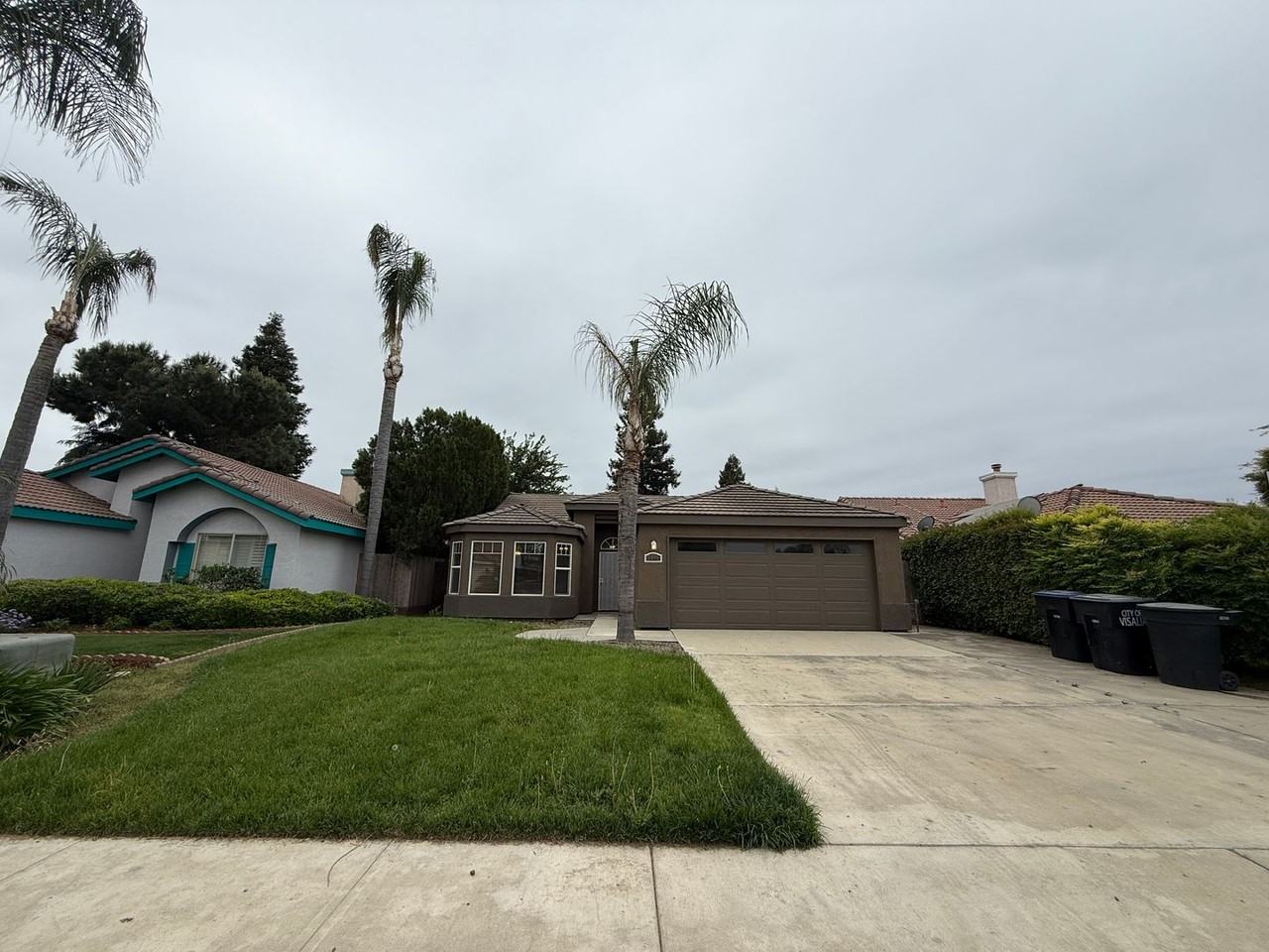 1411 E Parkview Ct - Photo 4 of 34