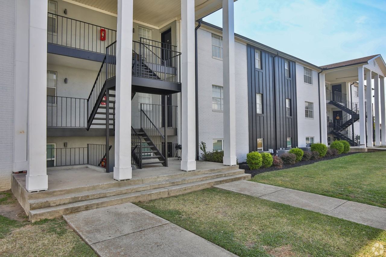 The Downtowner Augusta - Photo 2 of 29