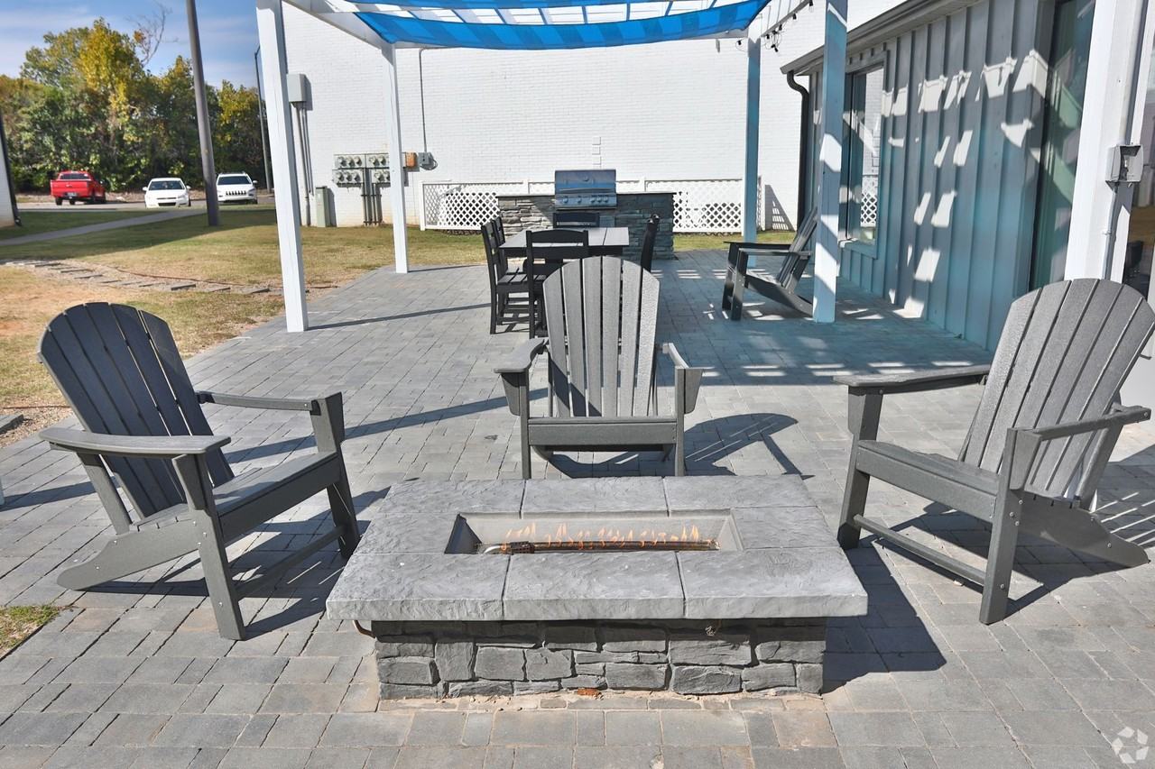 The Downtowner Augusta - Photo 5 of 29