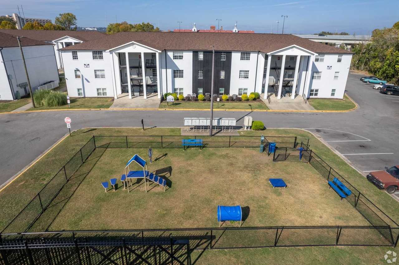 The Downtowner Augusta - Photo 6 of 29