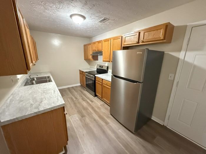 1152 Micha Way - Photo 3 of 25