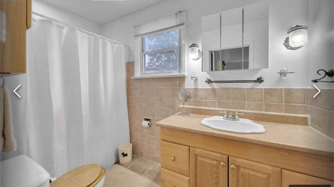 102 Brenda Crescent - Photo 3 of 20