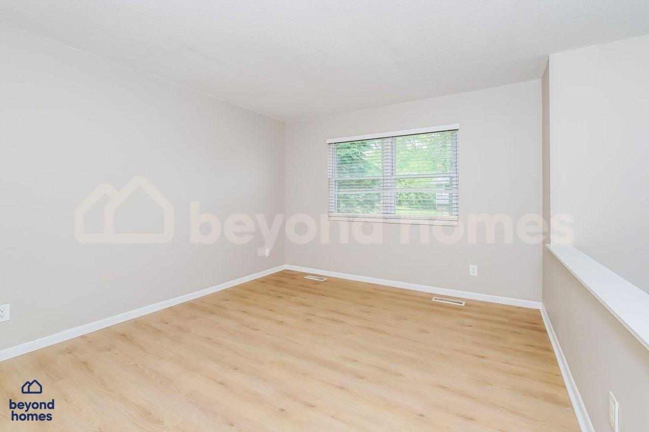 6600 Rockbridge Ln - Photo 5 of 29