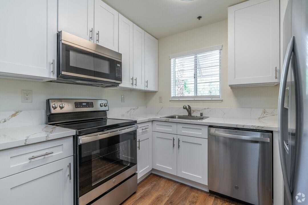 1333 South Belardo Road - Photo 3 of 40