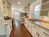 205 Somerset Ave - Photo 5 of 19