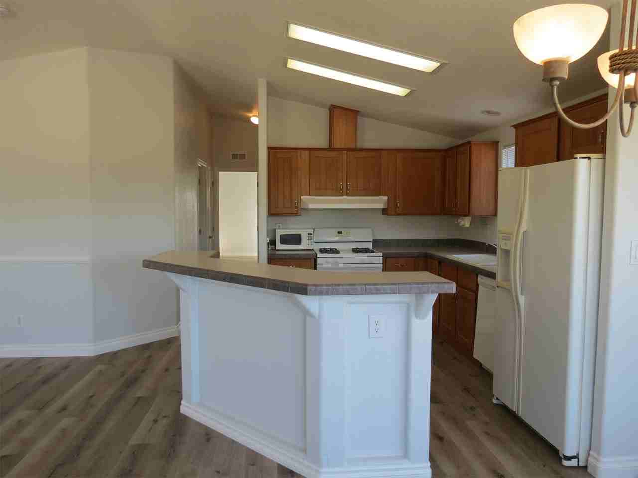 19827 Mariposa Ave #B - Photo 3 of 21