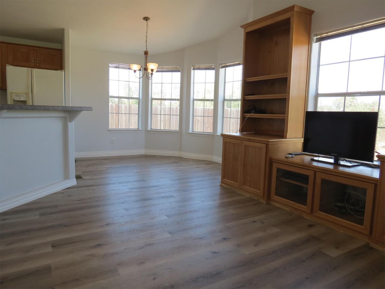 19827 Mariposa Ave #B - Photo 2 of 21