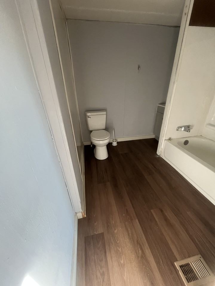 1056 Erica St - Photo 3 of 13