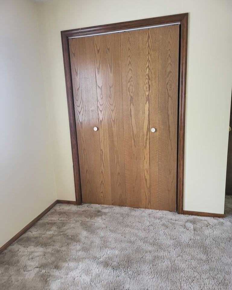 1345 Kingwood - Photo 2 of 8