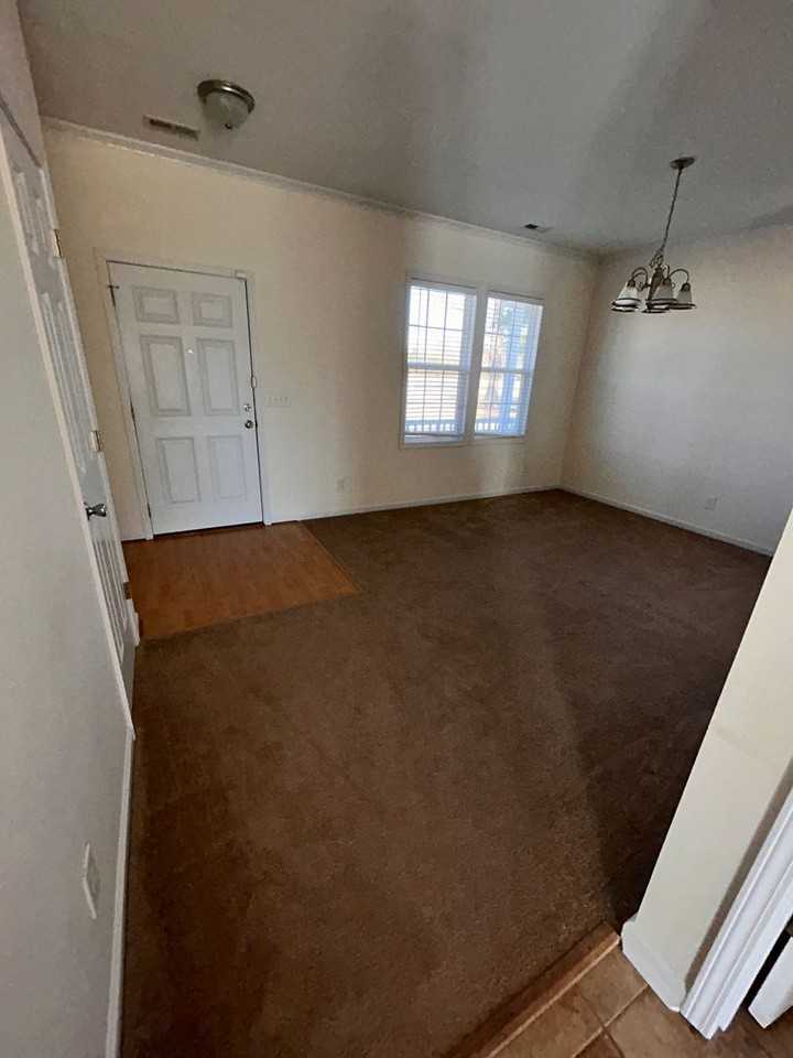 809 Haw Branch Rd - Photo 2 of 20