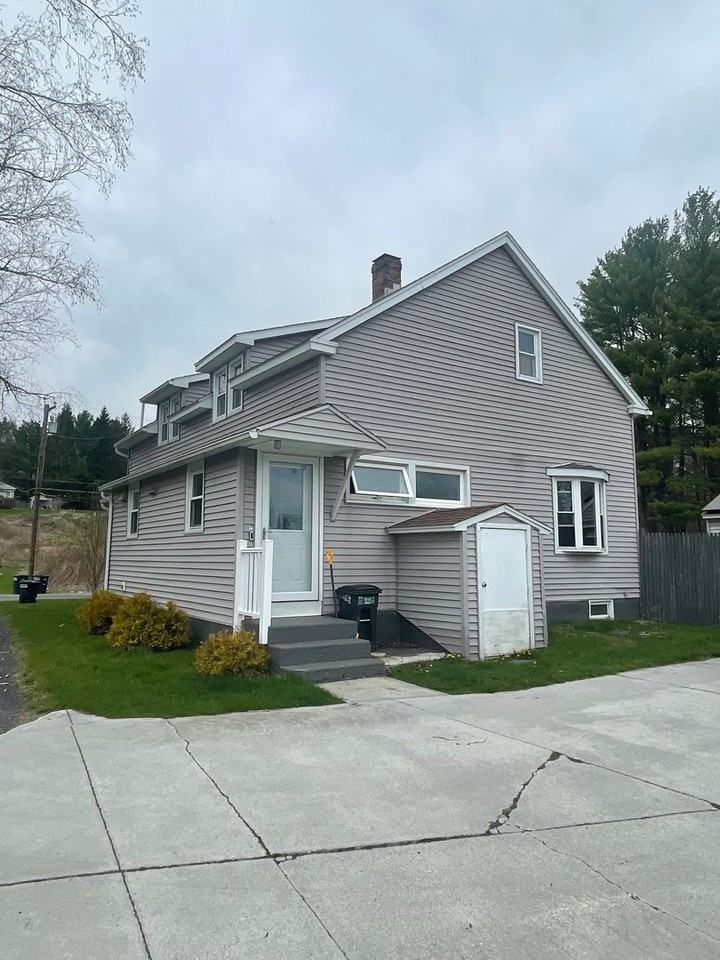 100 Stearns Ave - Photo 3 of 24