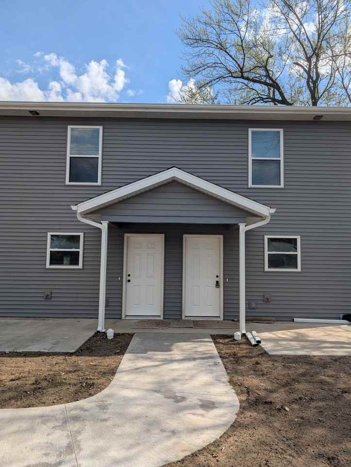 1900 W. Franklin Street - Photo 2 of 12