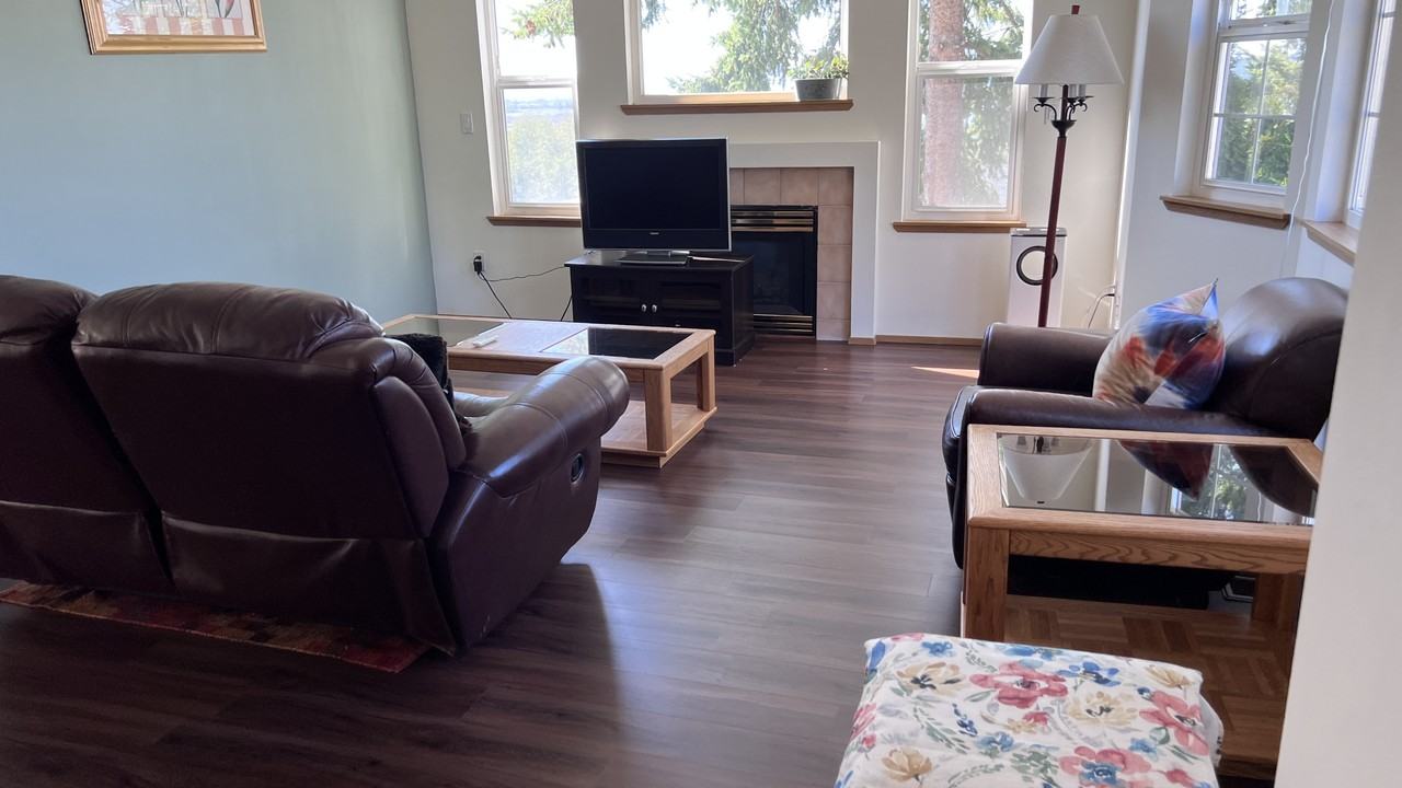 6904 54th Pl Ne #NA - Photo 7 of 25