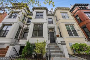 914 Westminster St Nw - Photo 1 of 1