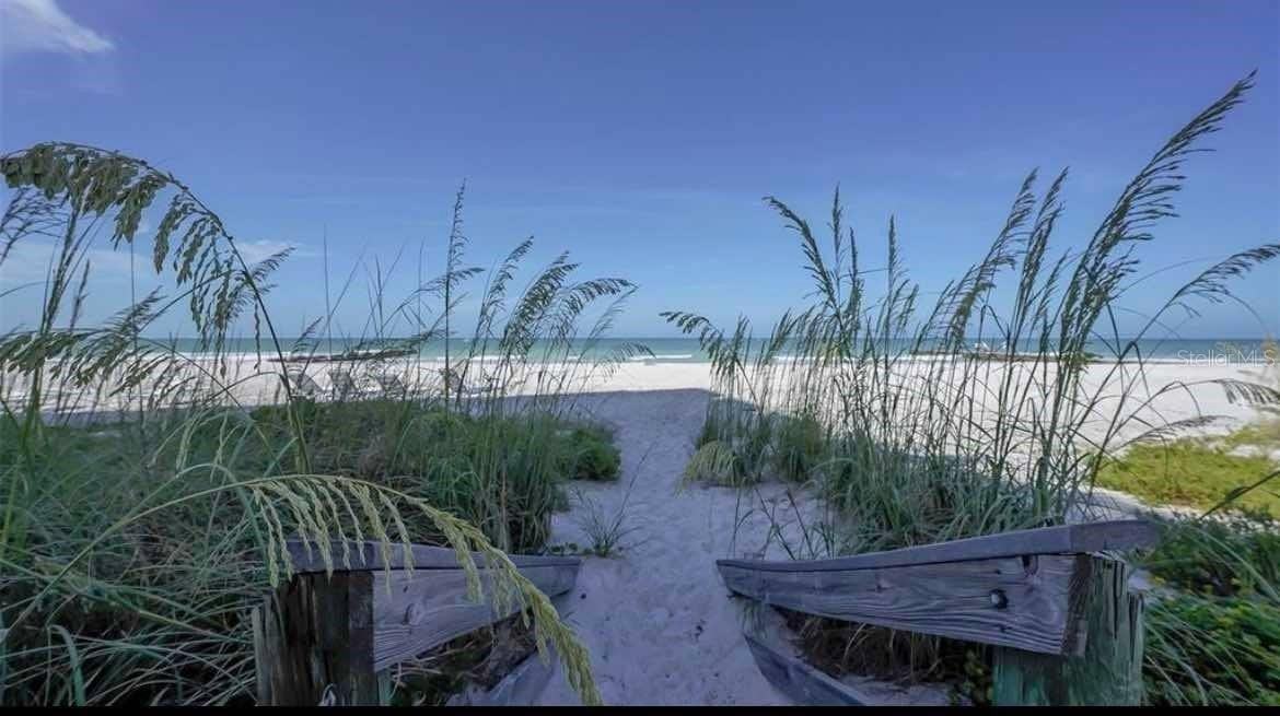 2295 Gulf Of Mexico Dr #55 - Photo 3 of 46