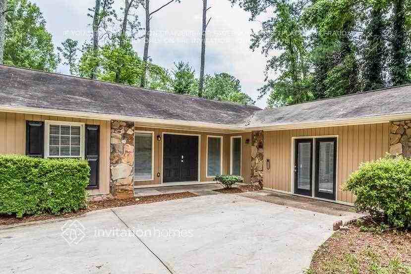 3324 Timber Hollow Ct - Photo 3 of 26