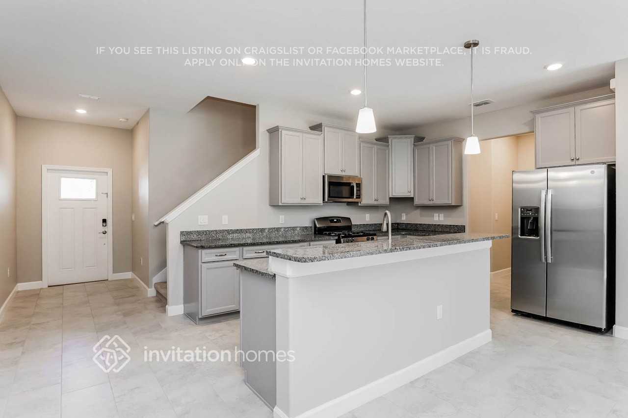 2881 Gridiron Isle - Photo 6 of 24