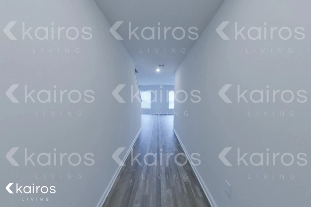 1698 Indiana Loop - Photo 2 of 19